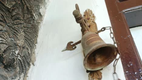 close-up-ringing-the-house-bell