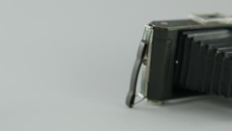 Produktaufnahme-Einer-Alten-Analogen-Kodak-Kamera