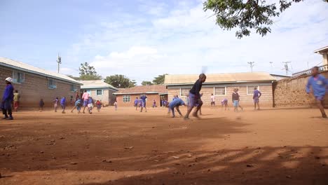 Primary-school-children.-School-yard-recess-in-Africa