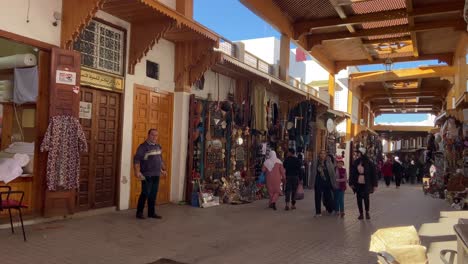 Einkaufstag-Im-Medina-Souk-Von-Rabat