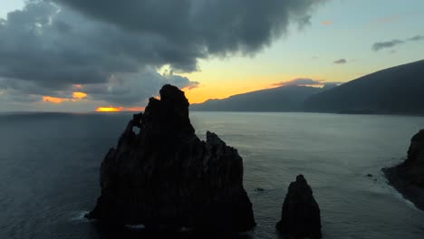 Imágenes-Filmadas-En-Madeira-Portugal-En-Las-Pilas-De-Mar-De-Ilheus-Da-Ribeira-Da-Janeo