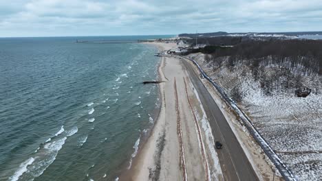 Pushing-northward-along-Michigan's-West-Coast-in-Winter
