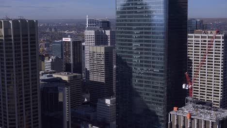 Calgary-Wolkenkratzer-Gebäude-Innenstadt-Kran