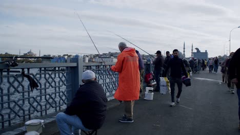 The-crowd-of-people-fishing-at-famous-Galata-bridge