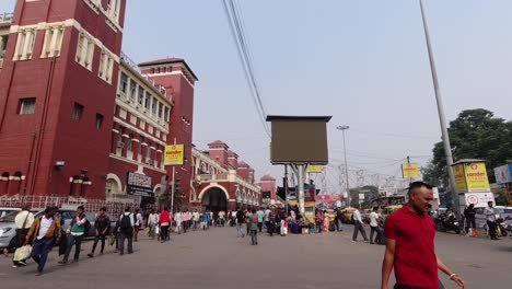 Howrah-City-Ist-Eine-Der-Geschäftigsten-Städte-Indiens