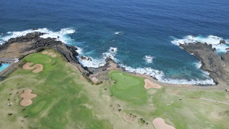 Aerial-view-of-a-stunning-golf-course-near-the-sea