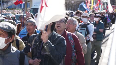 Manifestantes-En-Las-Calles-De-Tokio,-Japón.