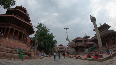 Calle-Frente-Al-Palacio-Hanumandhoka-En-New-Road,-Katmandú