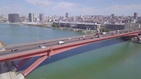 Fantastic-opening-aerial-shot-of-Gazela-bridge-and-Waterfront-in-Belgrade,-Serbia