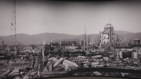 Vista-Panorámica-De-La-Destrucción-De-Hiroshima-Por-La-Bomba-Atómica.
