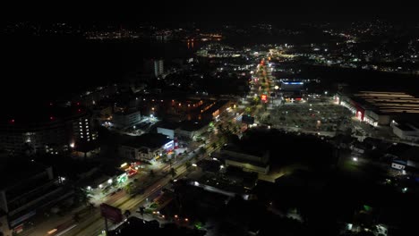 Hyperlapse-Of-Traffic-In-The-Busy-Streets-Of-Manzanillo-At-Night-In-Colima,-Mexico