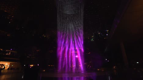 World's-tallest-indoor-waterfall-at-Jewel-Changi-Airport-in-Singapore