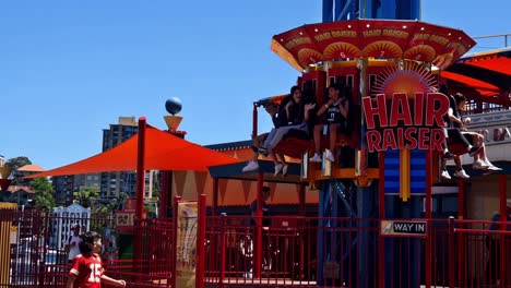 Typical-drop-at-the-famed-Hair-Raiser-thrill-ride-at-Luna-Park,-in-Sydney's-Milsons-Point