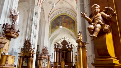 Tourist-inside-of-The-Church-of-St