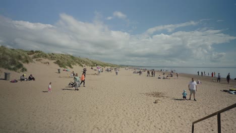 Lots-of-families-enjoying-nice-weather-on-a-Scottish-beach