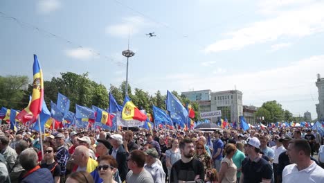 Tens-of-thousands-rally-in-Moldova-for-EU-membership