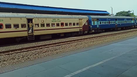 Indian-Train-running-slowly-through-station