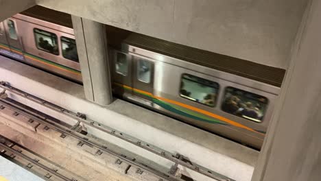 A-metro-train-is-leaving-the-platform