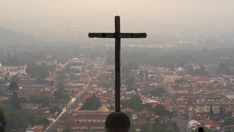 Hügel-Des-Kreuzes-In-Antigua,-Guatemala