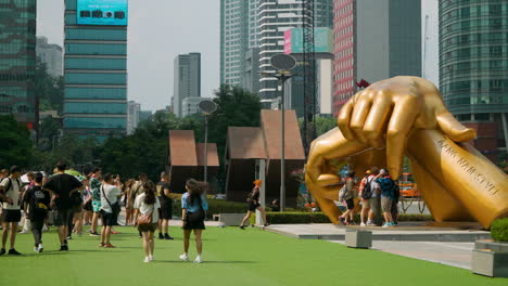 Statue-Im-Gangnam-Stil-Im-Gangnam-Viertel-In-Seoul,-Südkorea