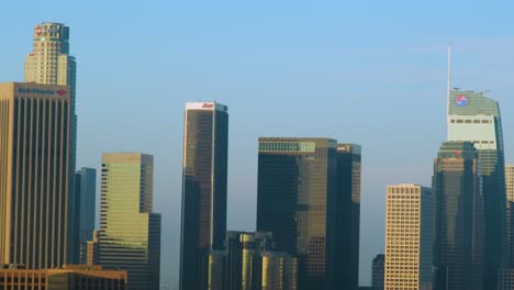 Downtown-Los-Angeles-Skyline-in-the-Early-morning-Rush-Hour