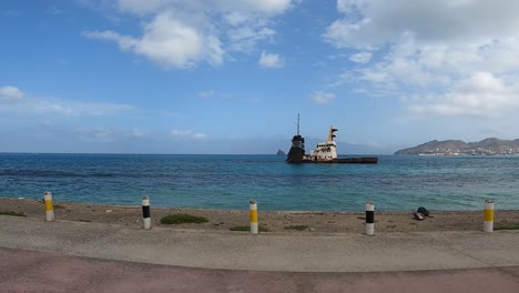 Schiffbruch-In-Der-Bucht-Von-Mindelo-In-Cabo-Verde,-Afrika