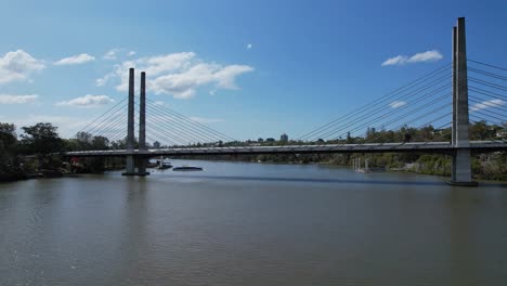 Daytime-View-Of-Eleanor-Schonell-Bridge-Across-Brisbane-River-In-Dutton-Park,-QLD,-Australia