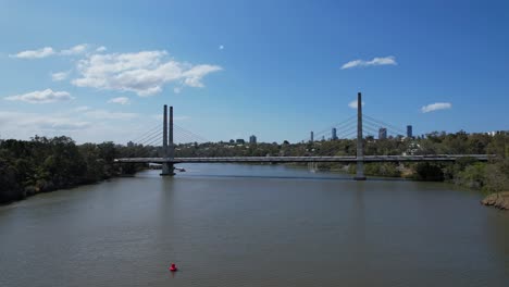 Eleanor-Schonell-Bridge-On-Brisbane-River-On-A-Sunny-Day