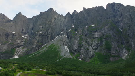 Trollveggen-mountain-massif,-Troll-Wall,-Norway