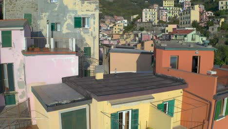 Schweben-Sie-Mit-Diesen-Faszinierenden-Drohnenaufnahmen-über-Die-Ikonischen-Landschaften-Der-Cinque-Terre