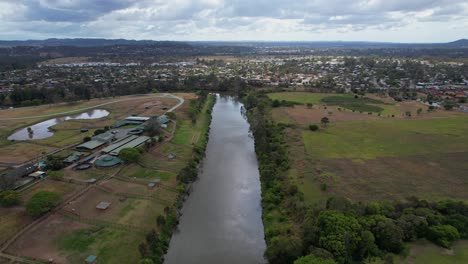 Equestrian-Facility-And-Parks-On-The-Banks-Of-Logan-River-In-Loganlea,-Queensland,-Australia