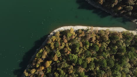 Top-Down-View-Over-Lake-In-Eagle-Hollow-Cave,-Arkansas,-USA---Drone-Shot