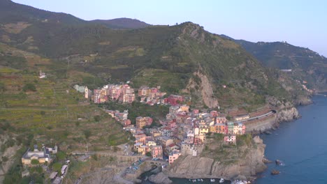 Soar-above-the-iconic-landscapes-of-Cinque-Terre-with-this-mesmerizing-drone-shots