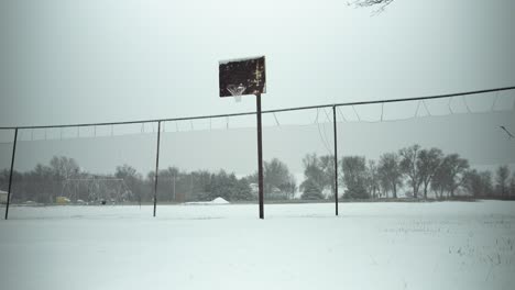 Basketball-hoop-in-slow-motion-snow