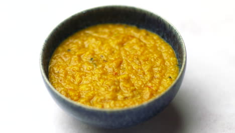 Dhal-Curry-Linsensuppe
