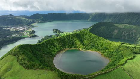 Aerial-view-of-Rasa-Lagoon-in-scenic-Sete-Cidades-caldera,-Sao-Miguel,-Azores