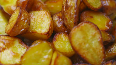 Roasted-and-sauteed-potatoes-rotating-on-a-plate