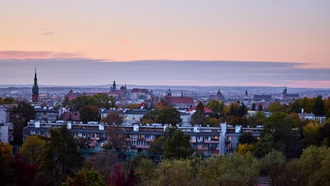 Krakauer-Historischer-Skyline-Sonnenuntergang-Im-Zeitraffer.-Polen
