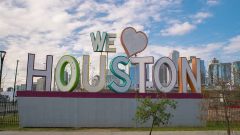 Time-lapse-of-cloudy-sky-over-the-'We-Love-Houston'-Sign-in-Houston,-Texas
