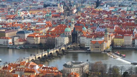 Famous-Charles-bridge-and-Old-Town-Bridge-Tower-in-Prague,-Czech-Republic