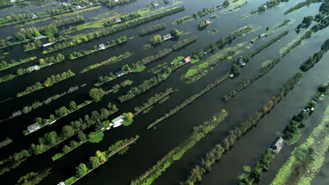Aerial-of-Scheendijk-Loosdrechtse-Plassen-near-Breukelen-in-The-Netherlands