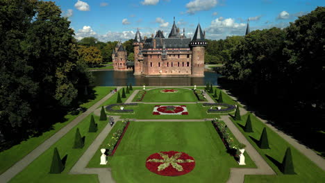 Aerial-view-on-a-Kasteel-de-Haar-Utrecht-Netherlands,-old-historical-garden-at-castle-de-Haar-Netherlands