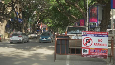 Coimbatore-residential-area-RS-Puram-street-traffic