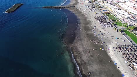 Playa-Costera-De-Fañabé,-Costa-Adeje,-Islas-Canarias,-España