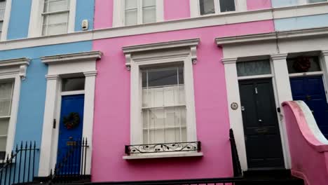 Iconic-colored-homes-of-Notting-Hill-in-Denbingh-Terrace,-London