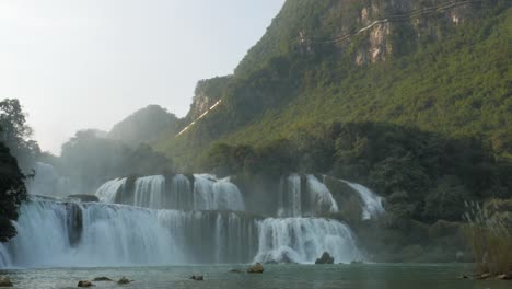 Waterfall-presenting-breathtaking-panorama-of-the-grandeur-of-nature