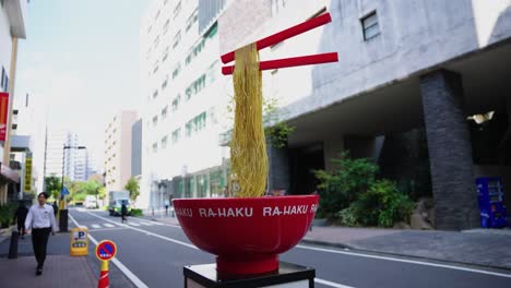 Close-Shot-of-Dipping-Noodles-Display-in-front-of-Shin-Yokohama-Ramen-Museum