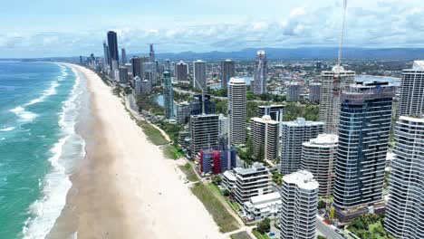 Paraíso-De-Los-Surfistas,-Gold-Coast,-Parque-De-Vacaciones-De-Queensland-Australia,-Apartamentos-De-Lujo-De-Gran-Altura,-Fantásticos-Parques-Temáticos,-Vistas-Increíbles