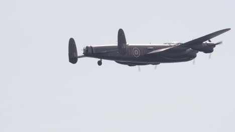 Zoom-Shot-of-Avro-Lancaster-Mid-Flight-in-Slow-Motion
