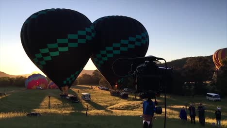 Heißluftballons-Bei-Sonnenaufgang,-Lovedale,-Hunter-Valley,-Newcastle,-NSW,-Australien